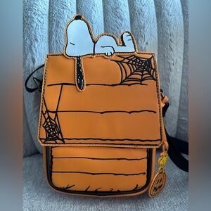Loungefly Peanuts Halloween crossbody